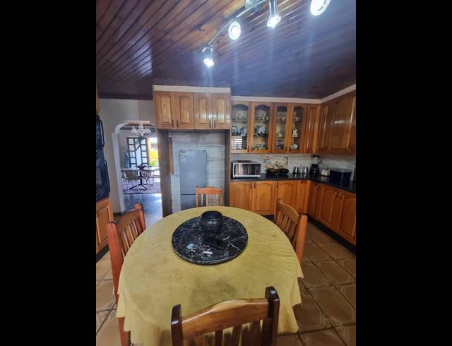 4 BEDROOM HOUSE FOR SALE IN KWANOBUHLE